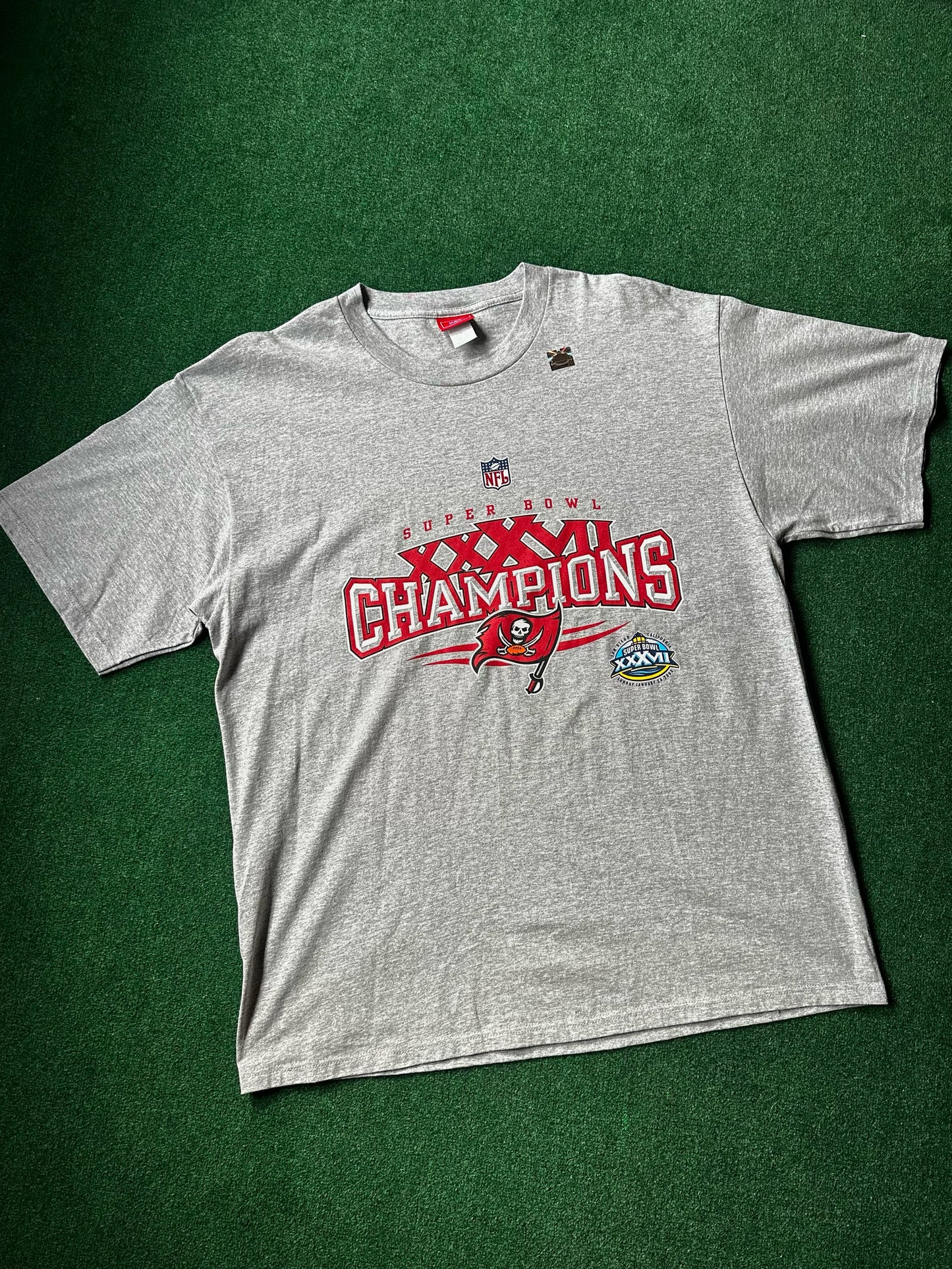 2003 Buccaneers Super Bowl Tee