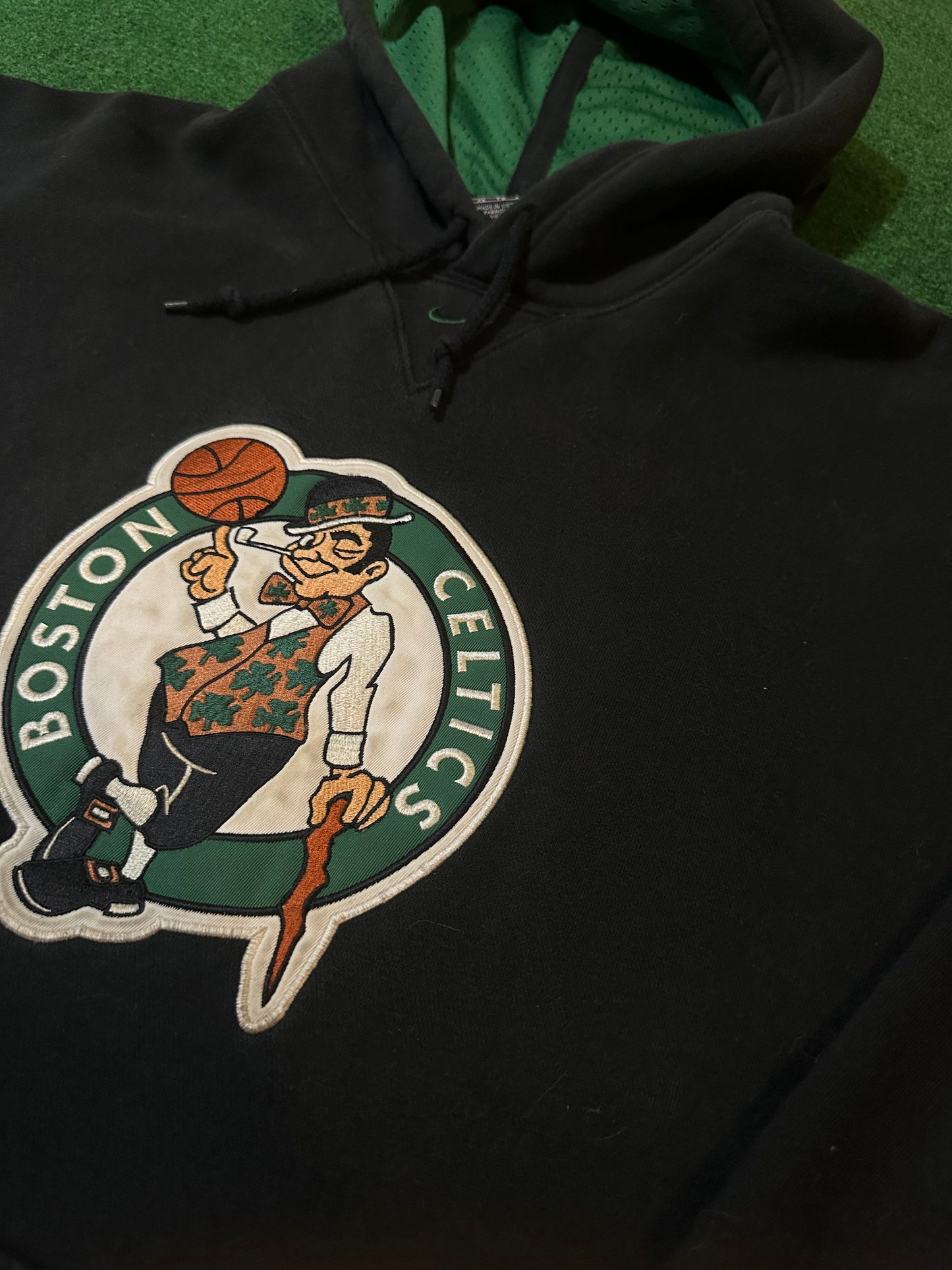 Vintage Nike Celtics Hoodie