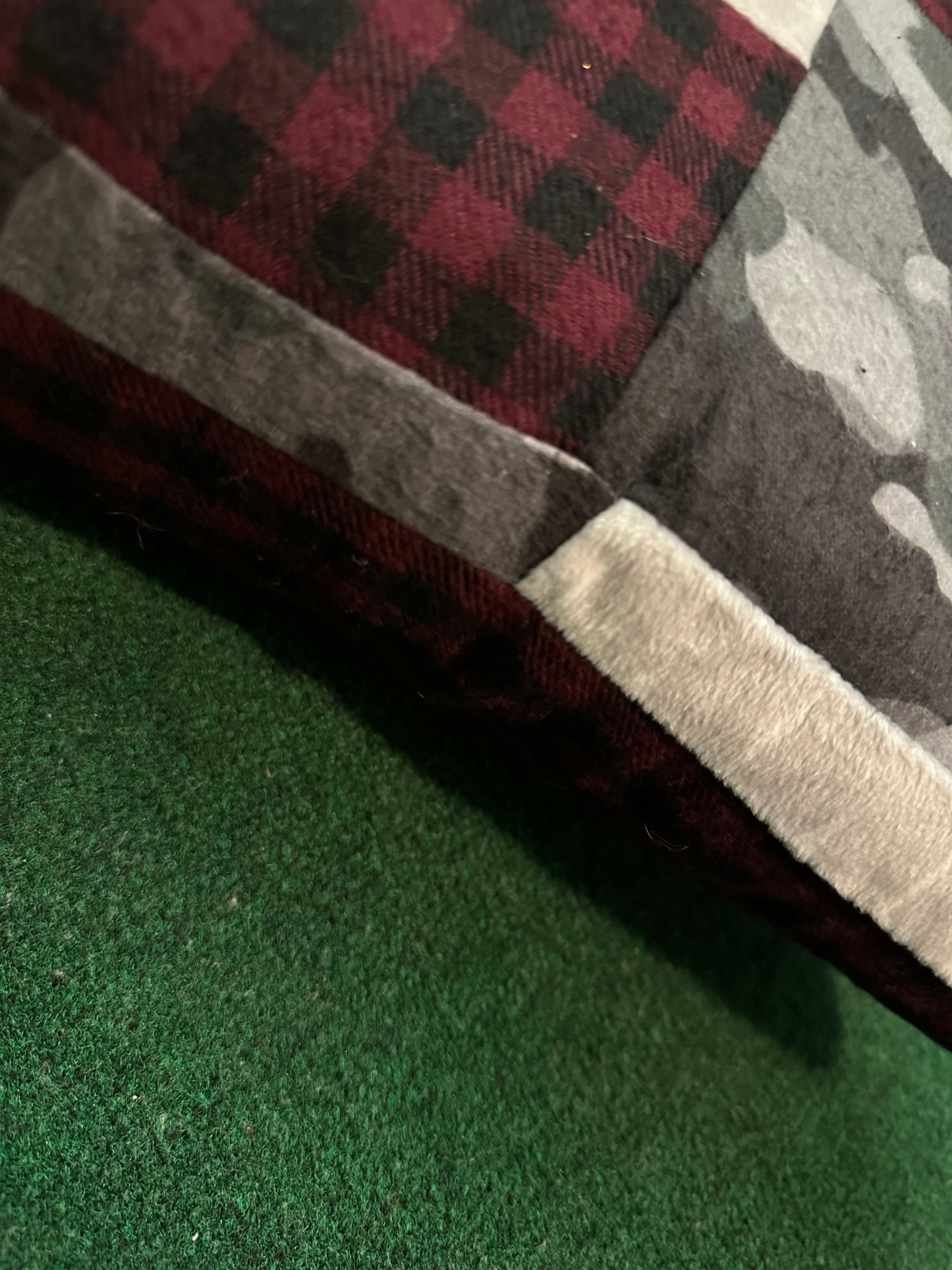 “Rustic Puzzle” Pillow Set