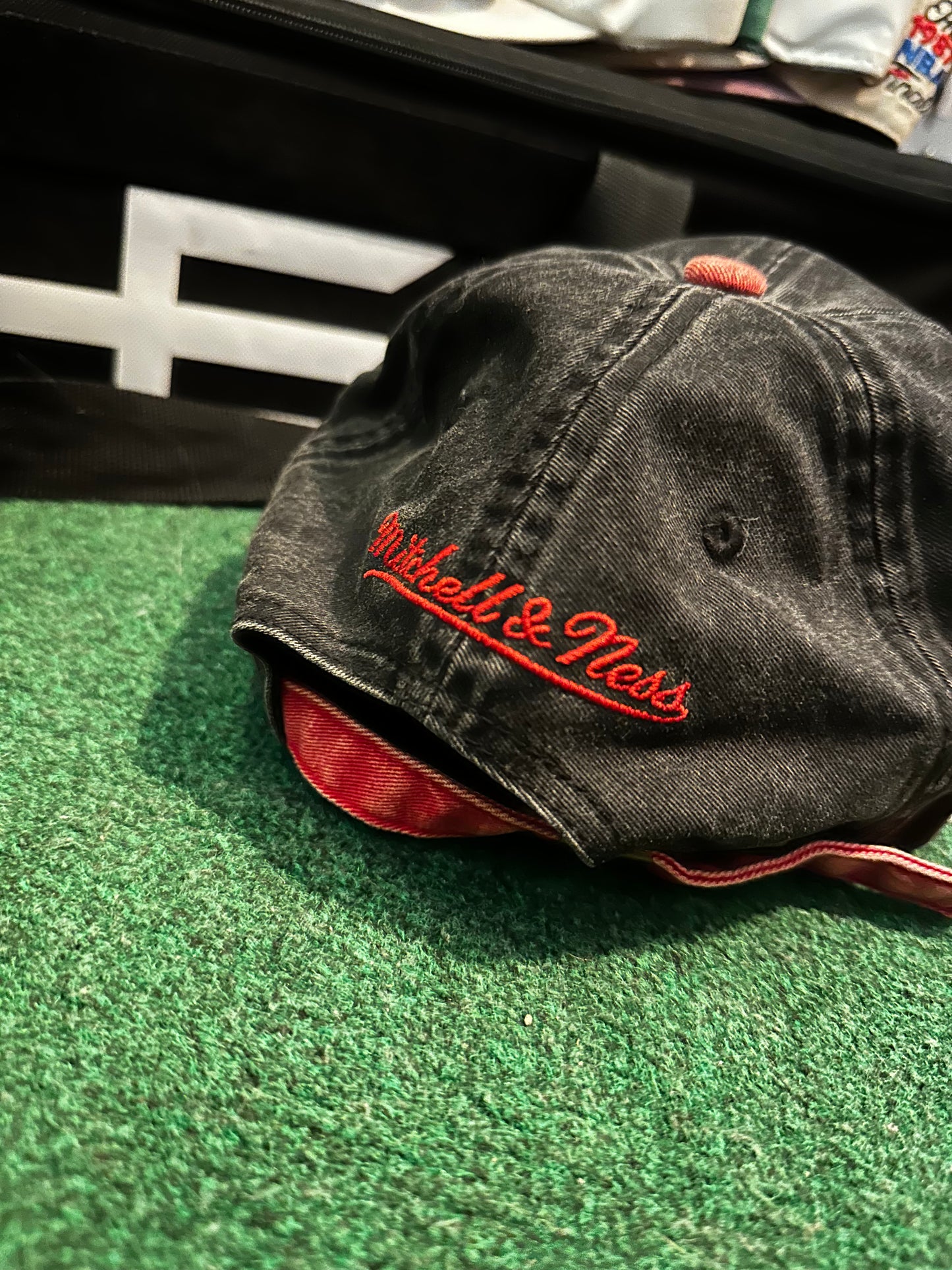 Mitchell & Ness Bulls Hat