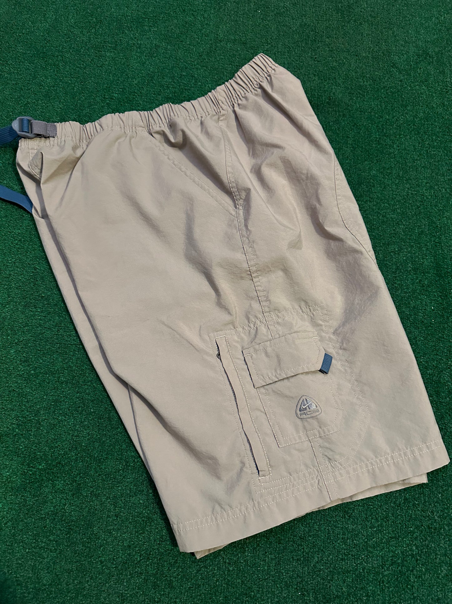 Vintage Nike ACG Short